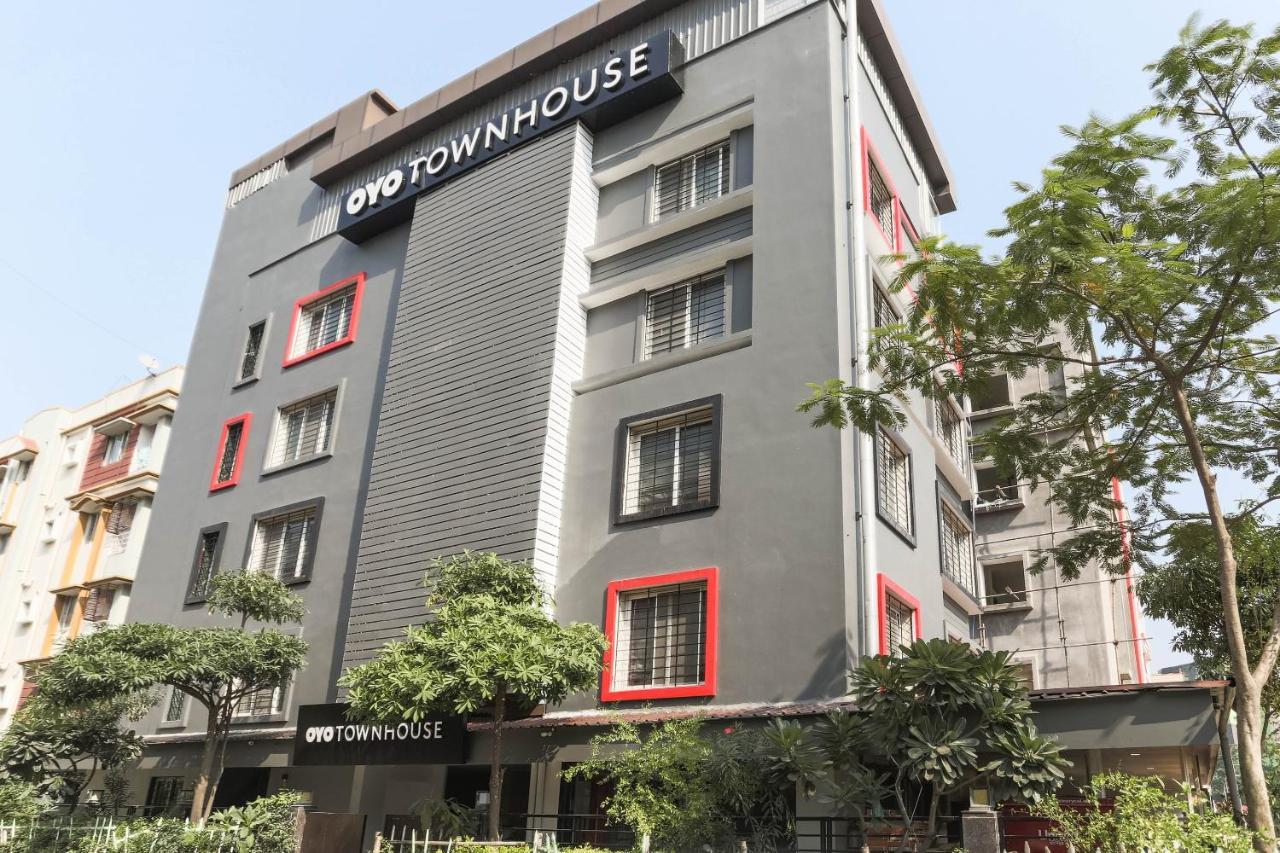 Oyo Townhouse 209 Habitat New Town Hotel Kolkata Exterior photo